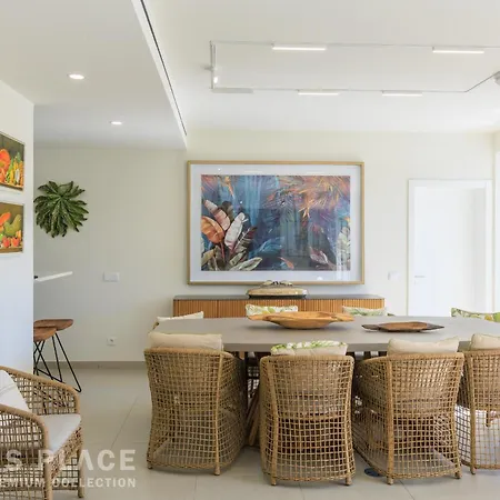 Modern 5br Villa-private Pool-walk To & Oura-10 Guests By Misha's Place ヴィラ アルブフェイラ