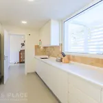 Villa Modern 5br Villa-private Pool-walk To & Oura-10 Guests By Misha's Place