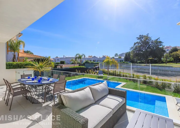 别墅 Alba - Premium By Misha's Place *