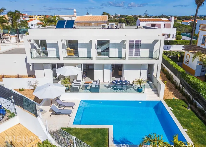 Alba - Premium By Misha's Place 别墅