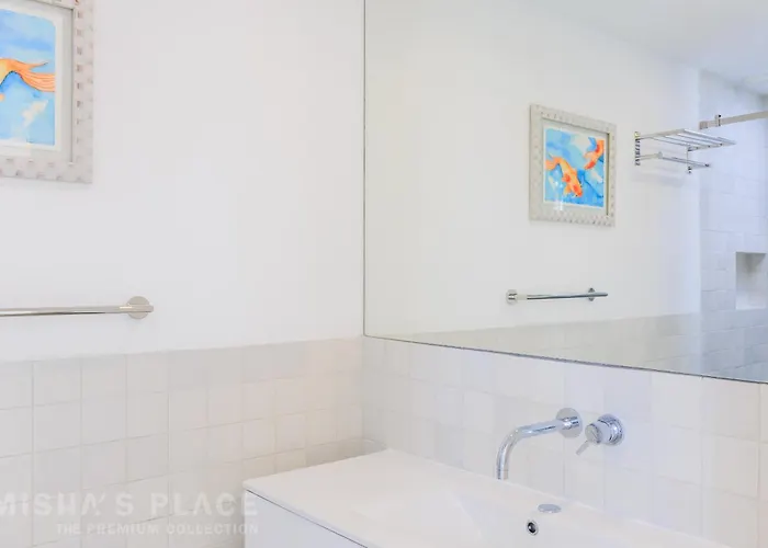 Alba - Premium By Misha's Place * 阿尔布费拉