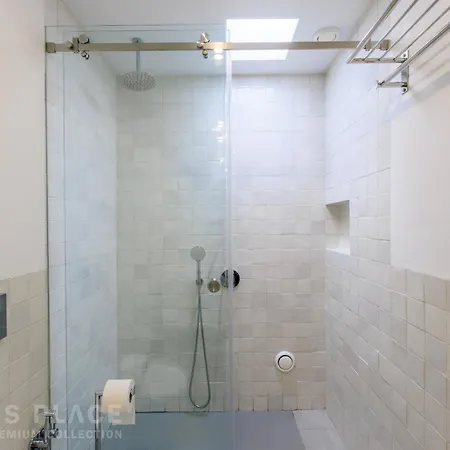 Modern 5br Villa-private Pool-walk To & Oura-10 Guests By Misha's Place * 阿尔布费拉